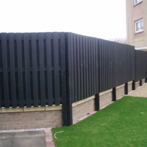 Picket And Pale Closed Board